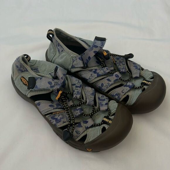 Keen Newport H2 Waterproof Sandal Size 3 Hawaiian Floral Blue - Picture 1 of 5